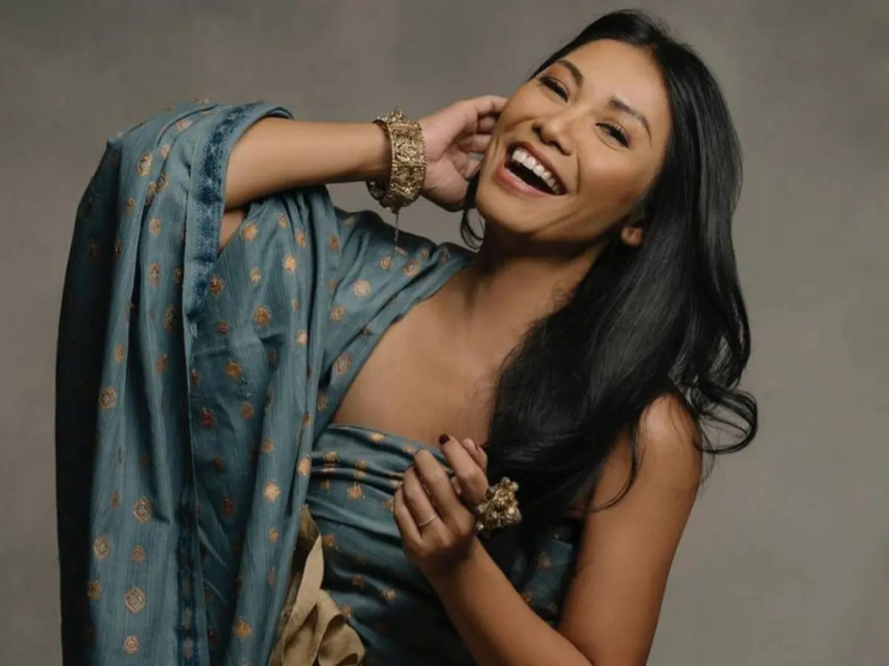 Anggun.