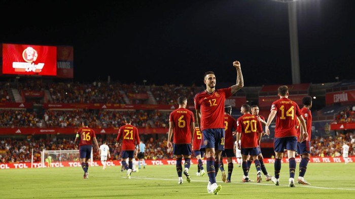 Spanyol menang setengah lusin gol atas Siprus.