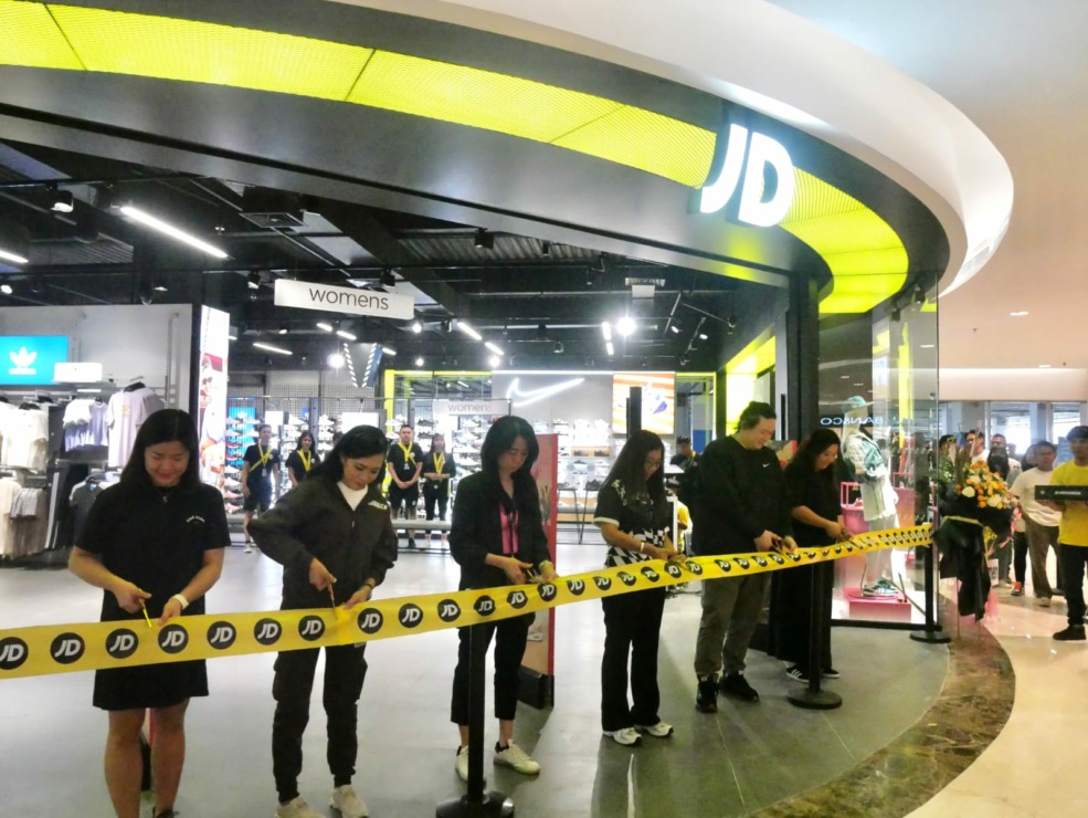 Peresmian JD Sports di Sun Plaza Medan.