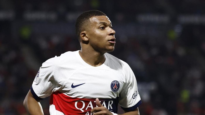 Kylian Mbappe masih dikaitkan dengan Real Madrid.