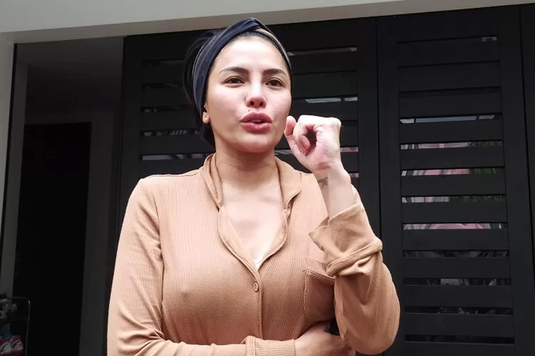 Nikita Mirzani.