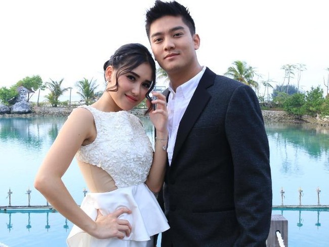 Ayu Ting Ting dan Boy William.