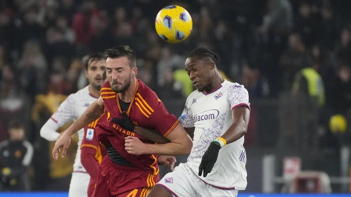 AS Roma dan Fiorentina.