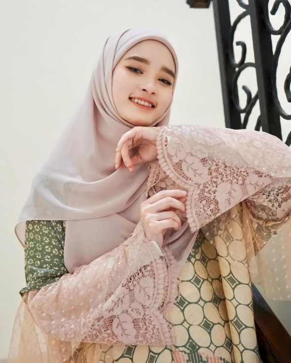 Inara Rusli.