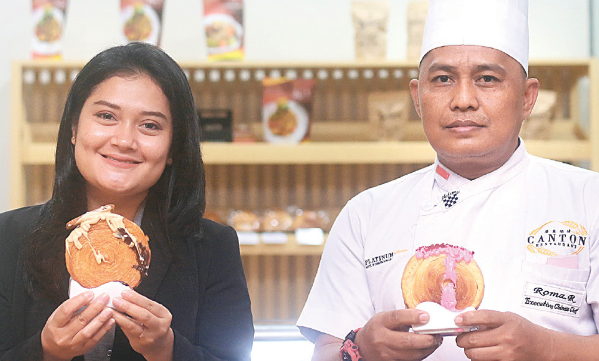 BANYAK PILIHAN: 28 Gourmet Hotel Platinum juga menyajikan berbagai pastry, dari kue ulang tahun hingga pernikahan.