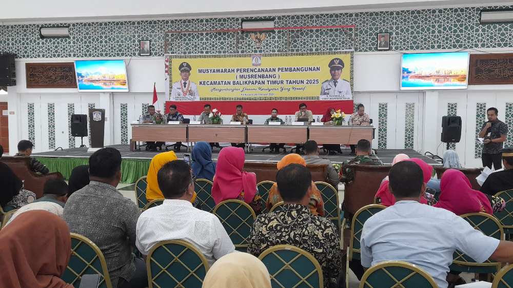 Peserta Musrenbang Kecamatan Balikpapan Timur yang hadir dan berdiskusi dengan para narasumber tentang banyak hal untuk perkembangan pembangunan diwilayah Balikpapan Timur.