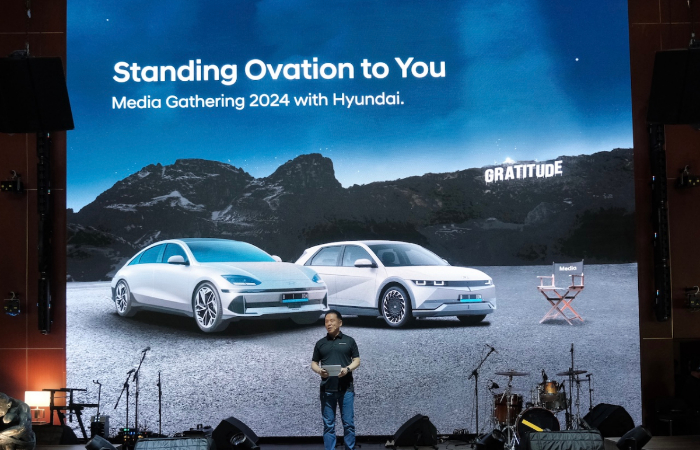 HYUNDAI MEDIA GATHERING 2024 : President Director PT Hyundai Motors Indonesia, Woojune Cha, menyampaikan apresiasi kepada konsumen di Indonesia