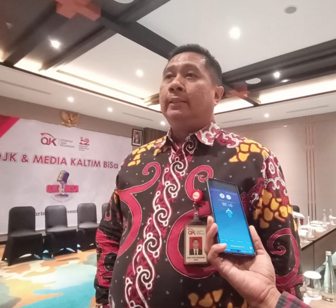 Made Yoga Sudharma, kepala OJK Kaltim