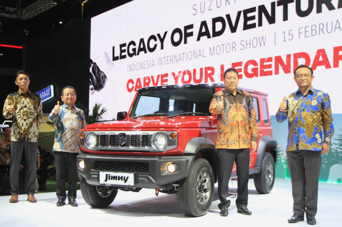 Suzuki Jimny 5 Pintu resmi dikenalkan pada ajang Indonesia International Motor Show (IIMS) 2024 di Kemayoran, Jakarta.  Kamis, (15/2).