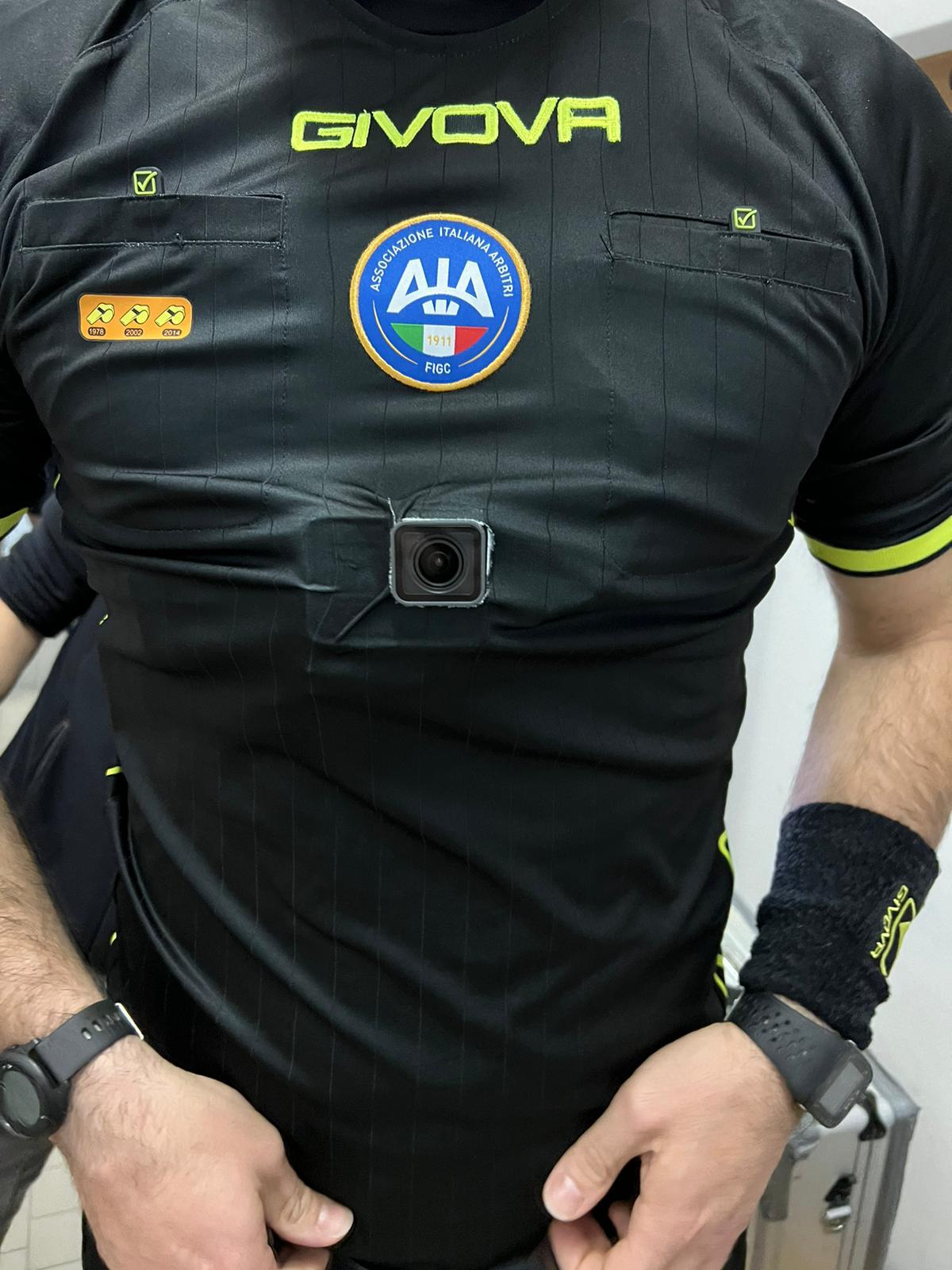 SEJARAH SEPAK BOLA: Teknologi Referee Cam bakal diperkenalkan dalam laga Serie C antara Cesena FC versus AS Pineto Calcio akhir pekan nanti (25/2). (Foto: VARSKYSPORT)