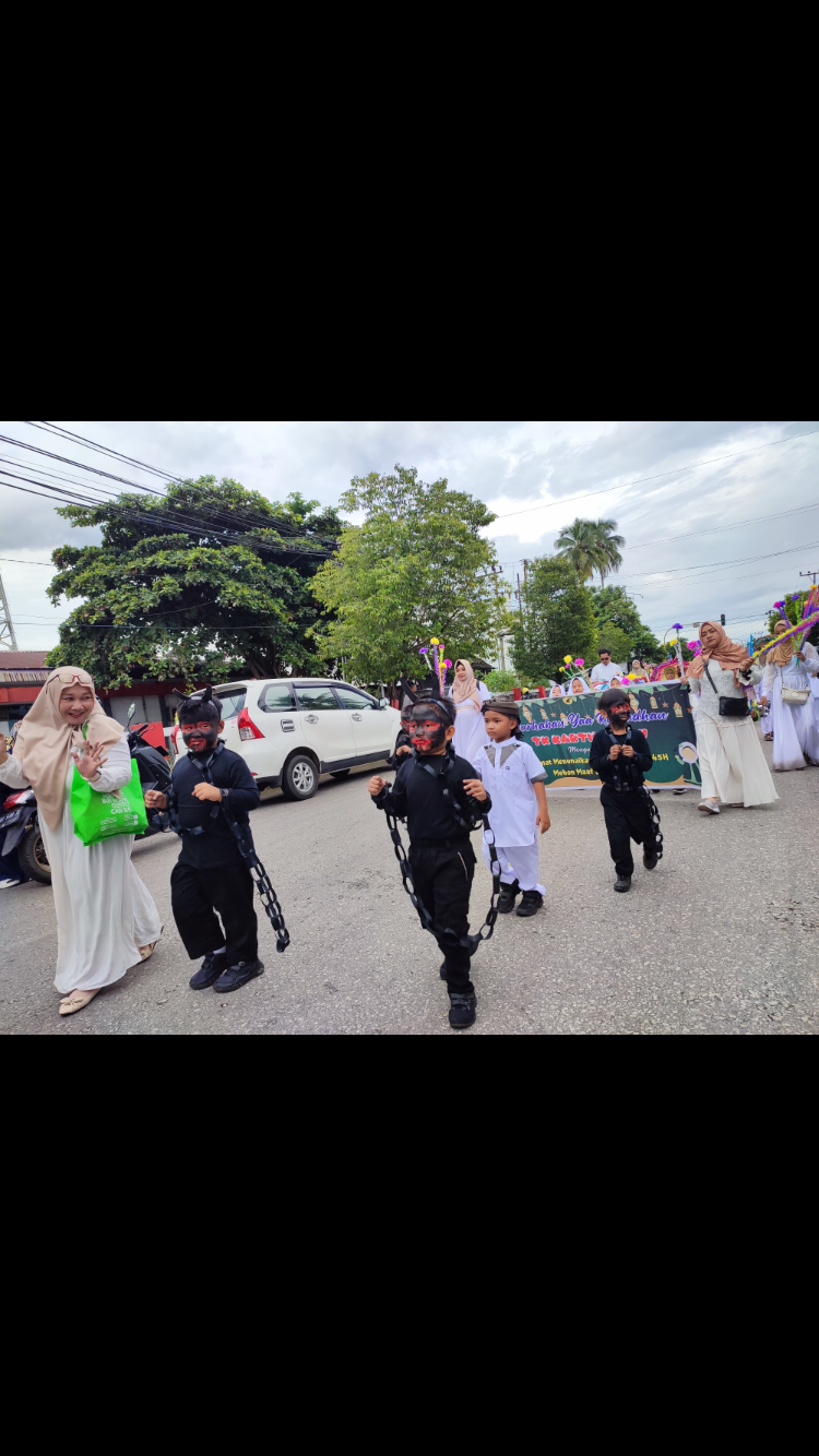 SAMBUT RAMADAN: Ratusan murid TK di Kecamatan Tanah Grogot, Kabupaten Paser, melaksanakan pawai ta