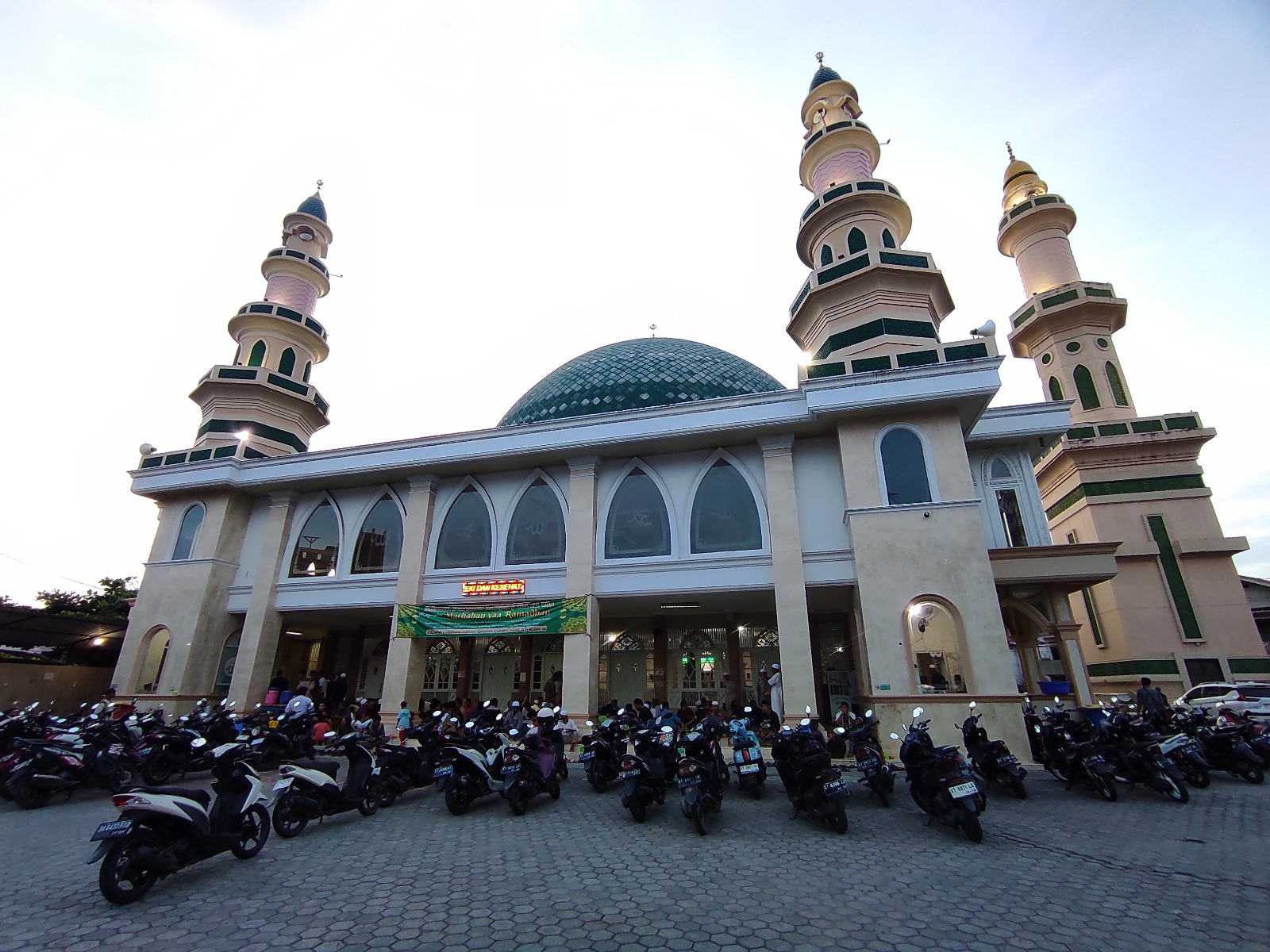 JEJAK SEJARAH: Masjid Jami Al Ula di Kampung Baru, Balikpapan Selatan, yang sudah mengalami empat kali renovasi.