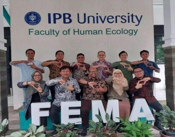 SINERGI: Rombongan Pemkab Kukar mengunjungi Institut Pertanian Bogor.