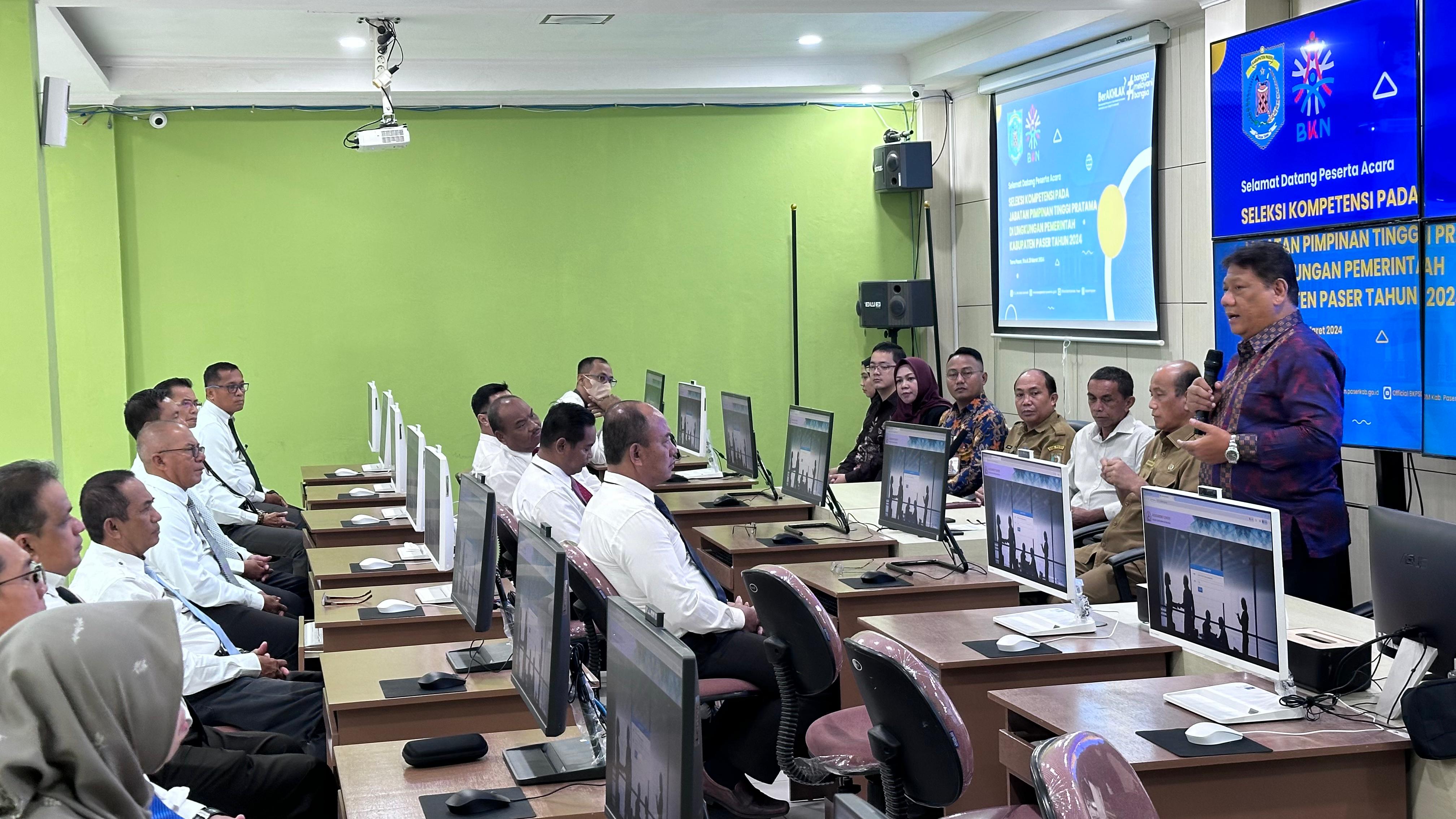 CARI TERBAIK: Peserta lelang terbuka eselon II mengikuti assesment pada 19 sampai 21 Maret 2024 ini di kantor BKPSDM Paser.