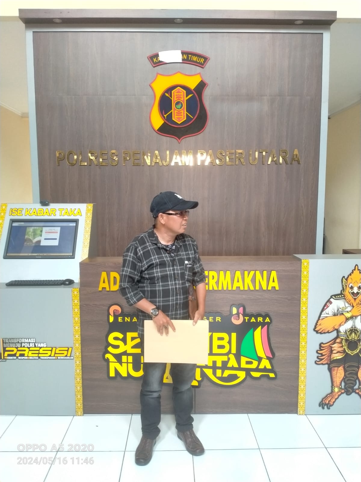 LAPOR: Ketua AMPL Kaltim Zulpani Paser di Polres PPU untuk melaporkan mantan kades dengan dugaan tindak pidana korupsi.