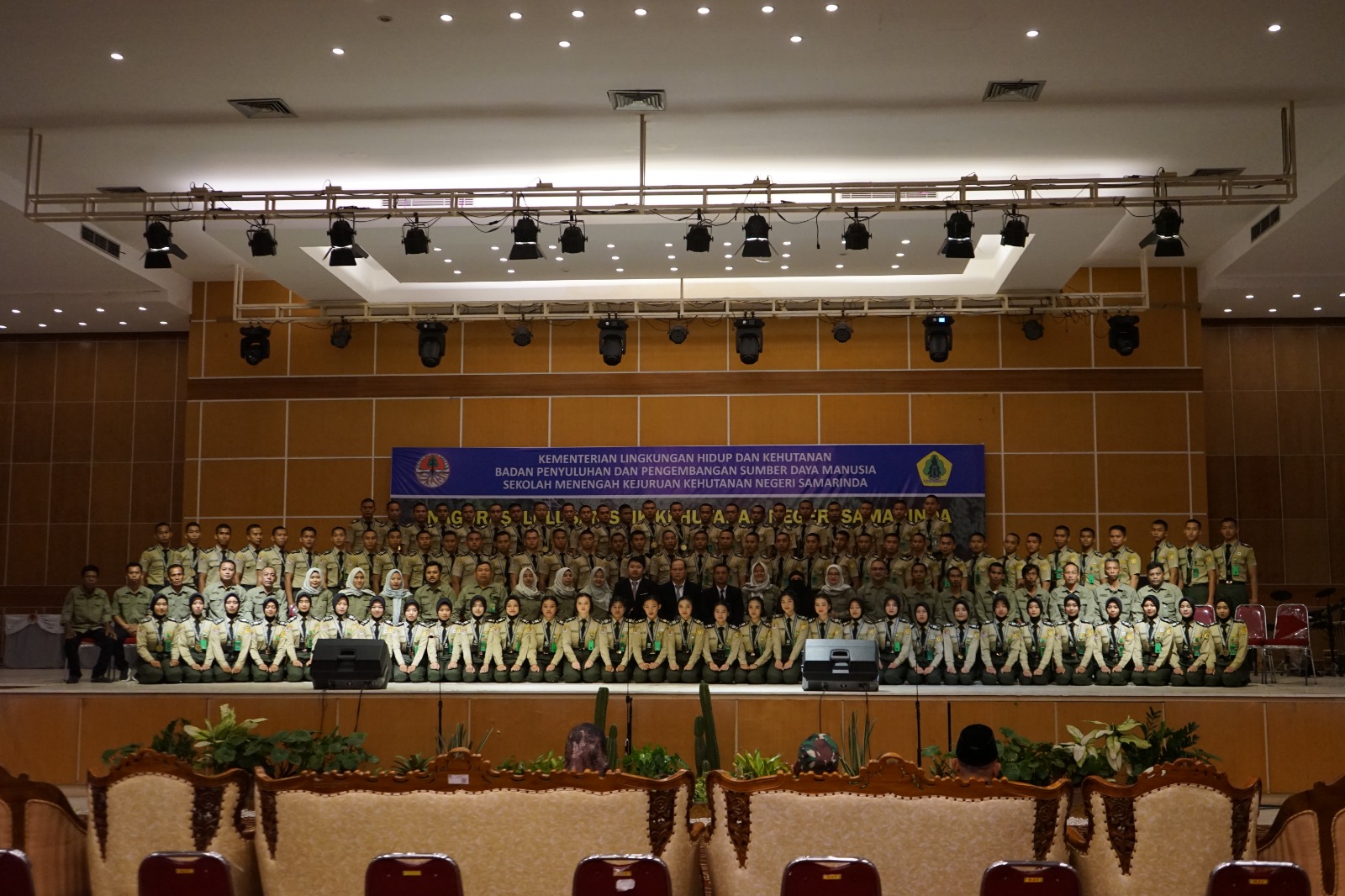 Para lulusan sudah dibekali kemampuan mumpuni di bidang perhutanan.