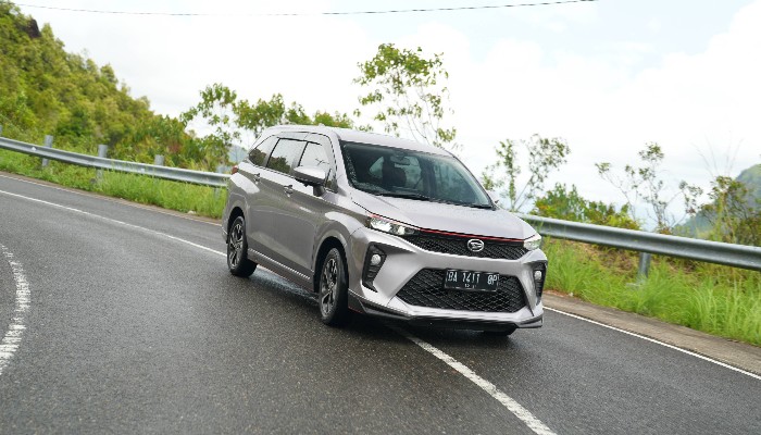 Selama eksplorasi, perjalanan tetap aman dan nyaman karena Xenia handal dikendarai di berbagai kondisi jalan