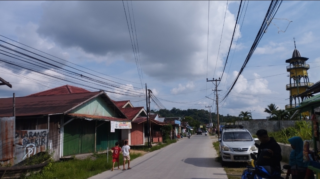DISELESAIKAN BERTAHAP: Pemerintah masih ingin berdiskusi dengan warga yang terdampak terkait rencana pemkot membangun dermaga wisata di kawasan Samarinda Seberang.