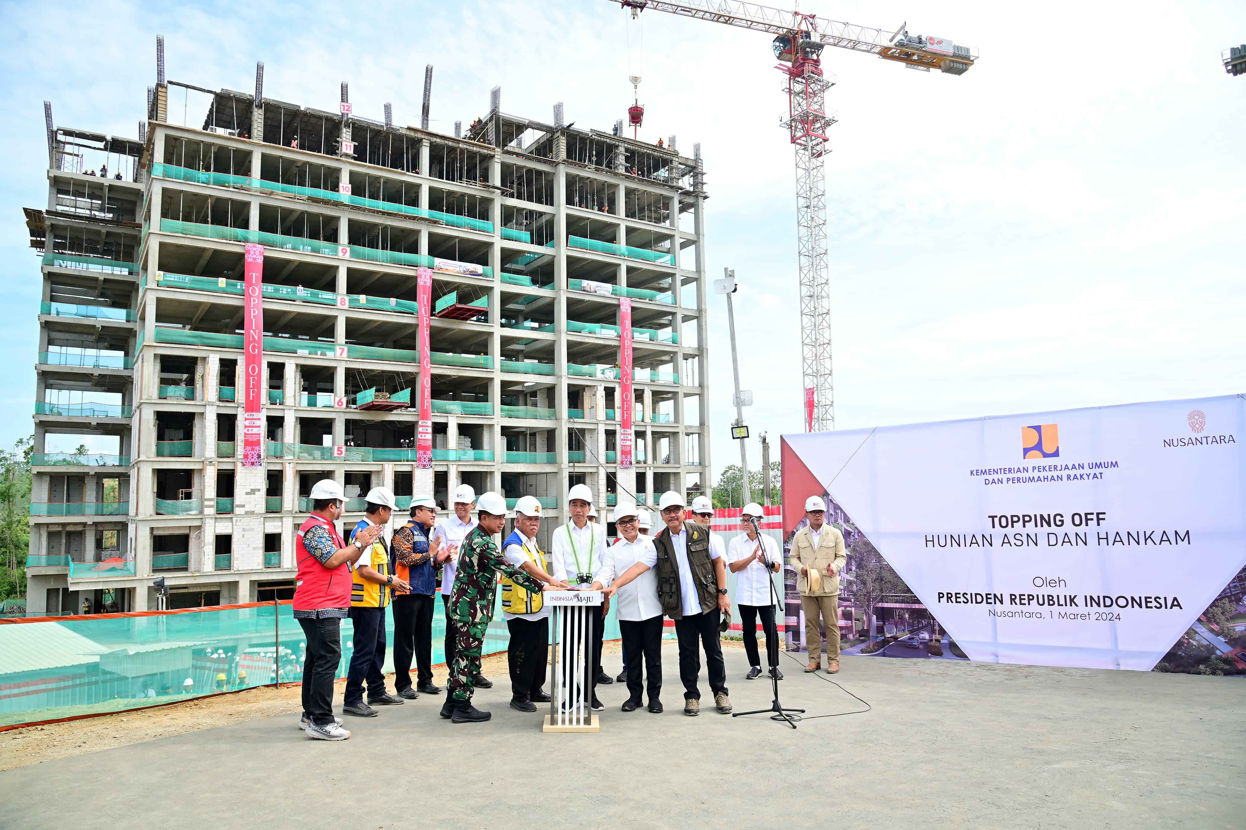BERLANJUT: Kunjungan Presiden Joko Widodo saat Groundbreaking Tahap Lima di IKN pada akhir Februari dan awal Maret lalu. (Foto: Setpres RI)