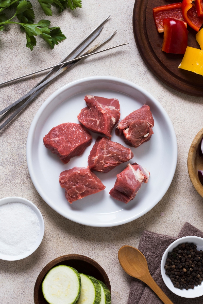 Ilustrasi. Daging yang siap dimasak. (freepik.com)
