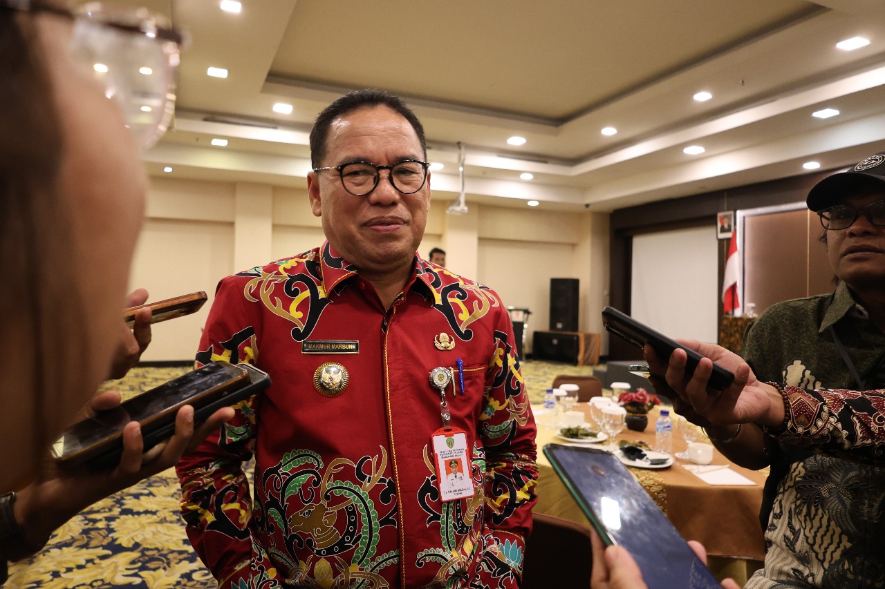 TINGKATKAN SDM: Pj Bupati PPU Makmur Marbun menjelaskan program beasiswa untuk putra-putri PPU yang berkuliah di sejumlah kampus ternama dan akan kembali disalurkan tahun ini untuk meningkatkan SDM.