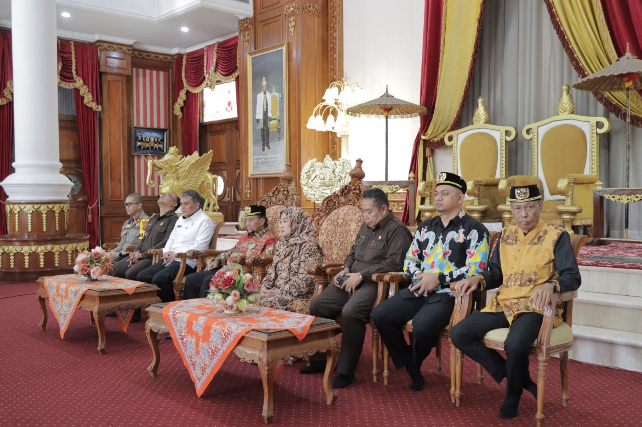 Sespimmen KKP Sespimmen Bertemu Sultan hingga Ziarah Makam Raja
