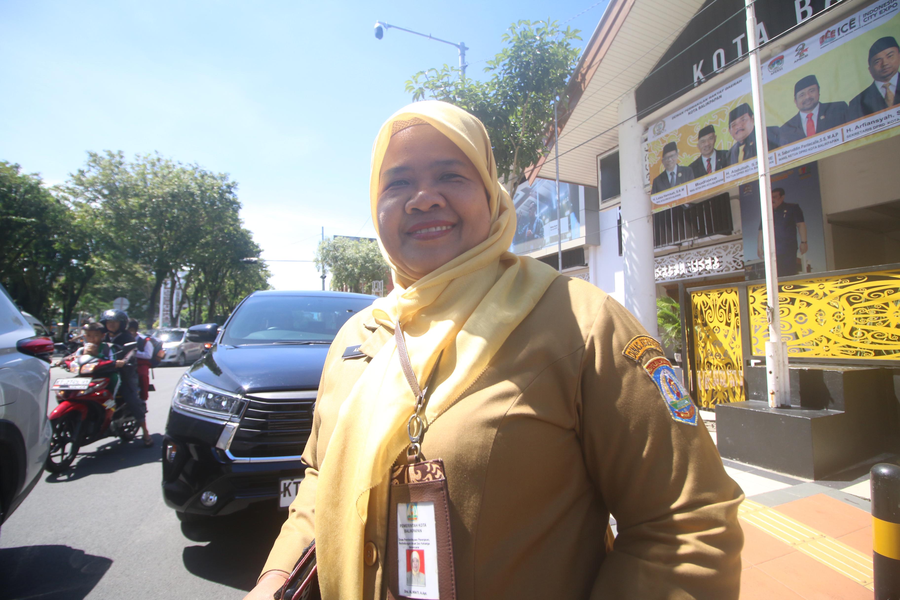 Kepala Dinas Kesehatan Kota Balikpapan Alwiati. (Foto: Anggi/KP)
