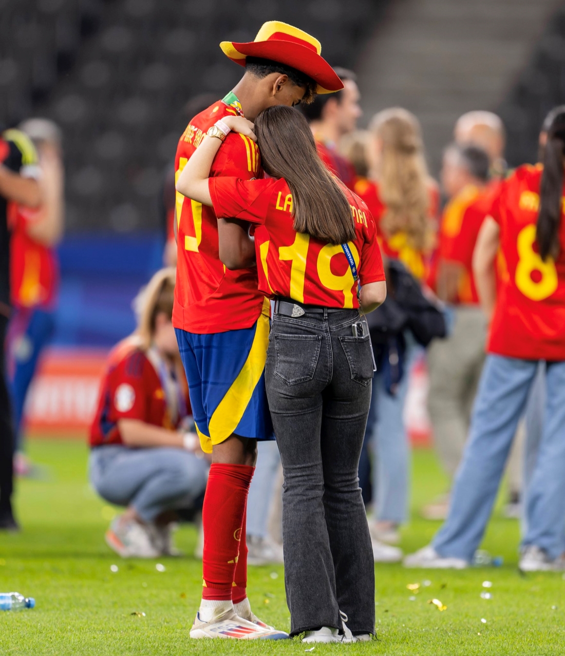 Potret mesra Lamine Yamal da Alex Padilla di pesta Euro 2024.