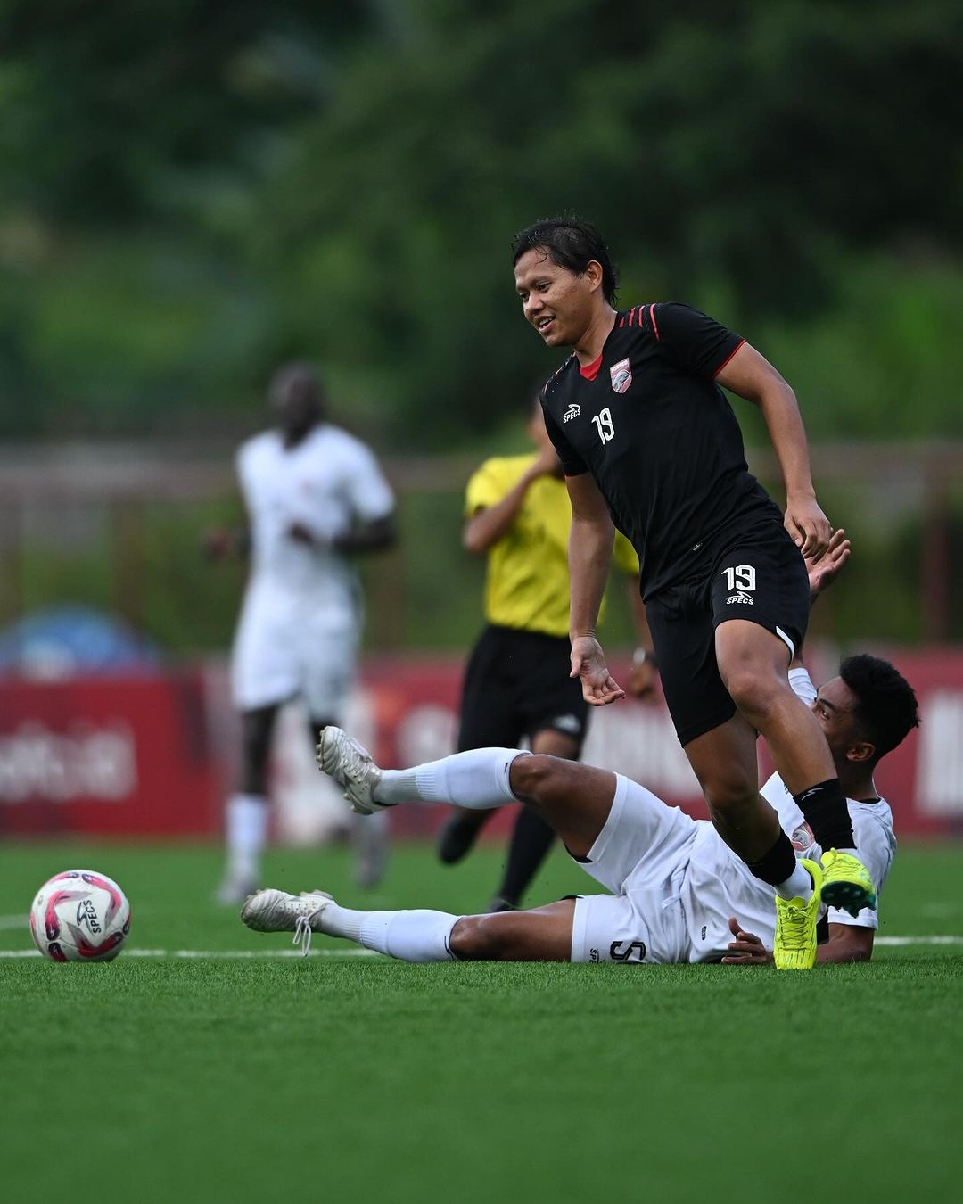 HENGKANG: Adam Alis mengakhiri kerja sama dengan Borneo FC. (FOTO: IST)