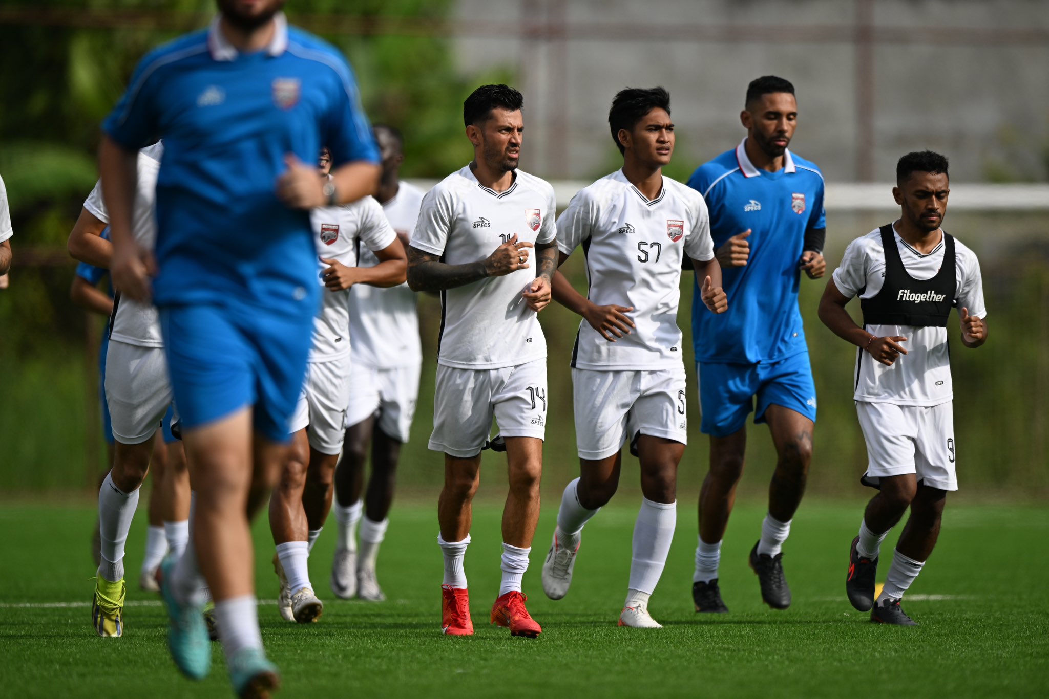 SEMENTARA: Borneo FC Samarinda akan memaksimalkan jersey latihan selama berkompetisi di Piala Presiden 2024. (FOTO: BORNEO FC SAMARINDA)