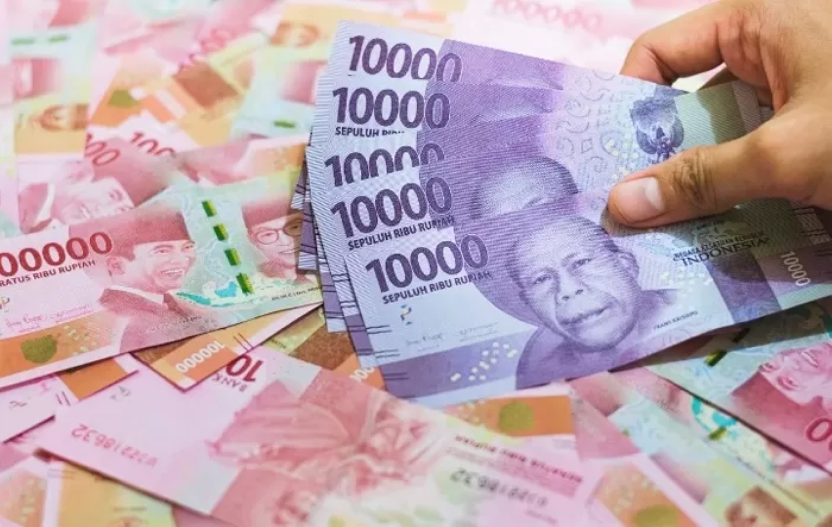 RUPIAH: Pelantikan Thomas Djiwandono kemarin banyak menganggap salah satu penyebab rupiah melemah.