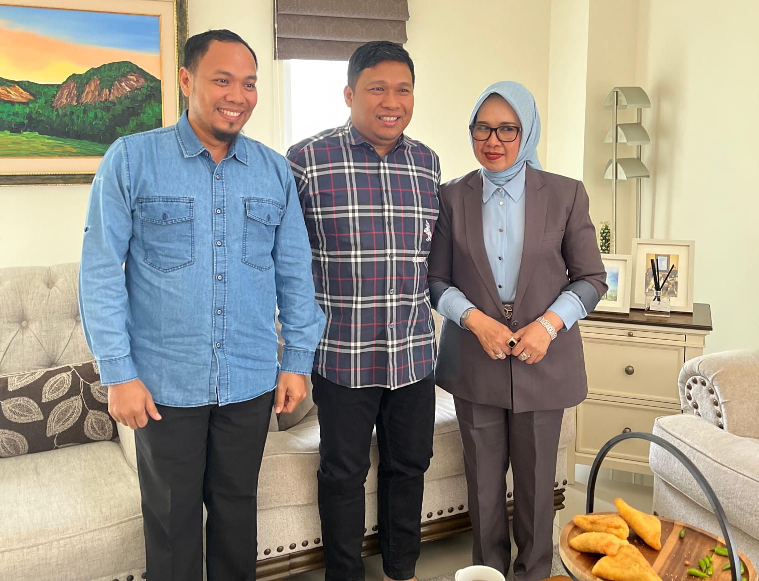 PERGERAKAN: Ketua DPD Demokrat Kaltim menerima kunjungan bakal pasangan calon Najirah-Muhammad Aswar.