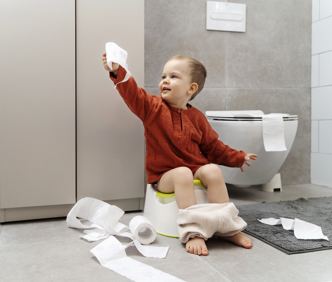 Ilustrasi. Toilet training yang diajarkan terlalu dini dapat memicu infeksi kandung kemih yang membuat anak lebih sering ngompol.