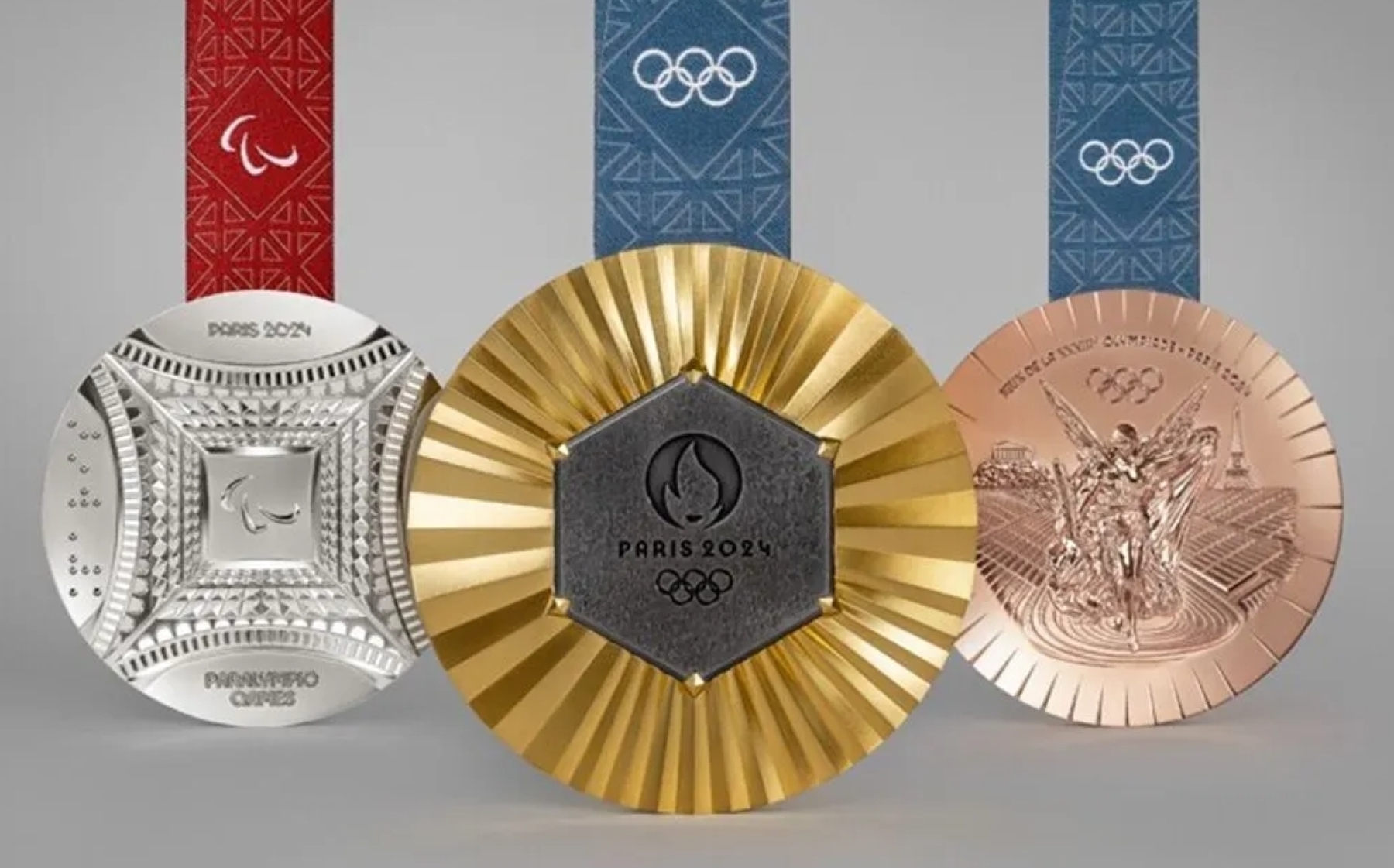 MEWAH: Medali Olimpiade 2024 yang didesain perancang bangsawan Prancis.
