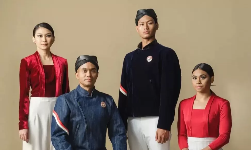 Seragam tim Indonesia di Olimpiade Paris 2024 rancangan Didit Hediprasetyo.