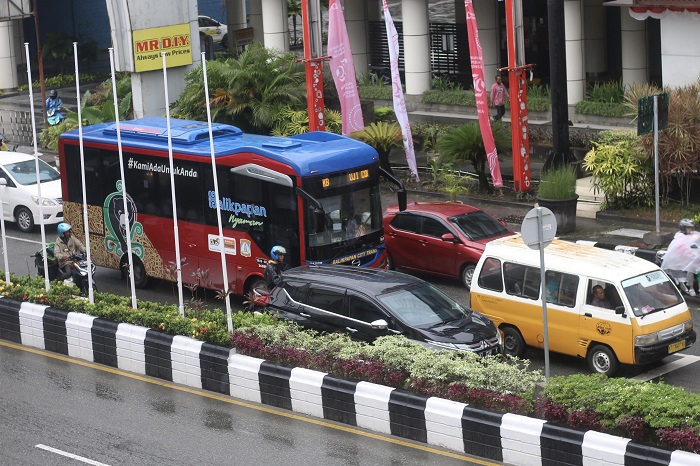 BERBENAH: Angkutan kota diimbau untuk berbenah dan maju bersama sebagai transportasi umum lainnya di Balikpapan.