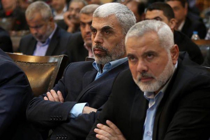 Yahya Sinwar memiliki hubungan yang cukup dekat dengan Iran dan sudah bekerja sama selama beberapa tahun terakhir untuk membangun kekuatan Hamas.