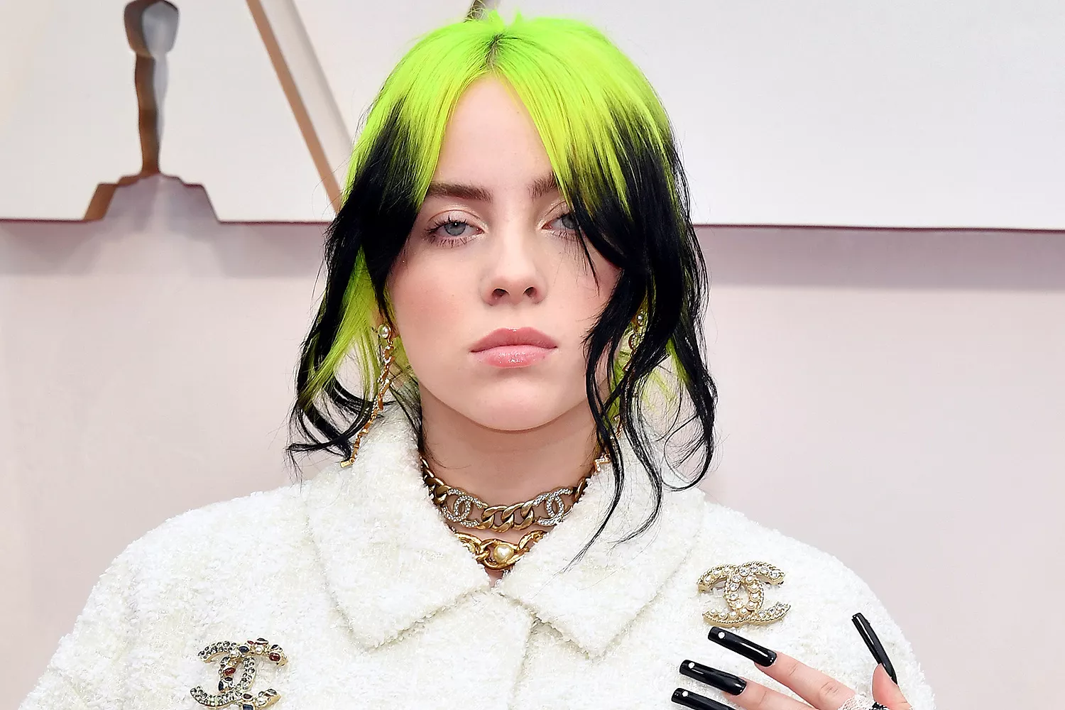 Billie Eilish diisukan tampil di penutupan Olimpiade Paris 2024.