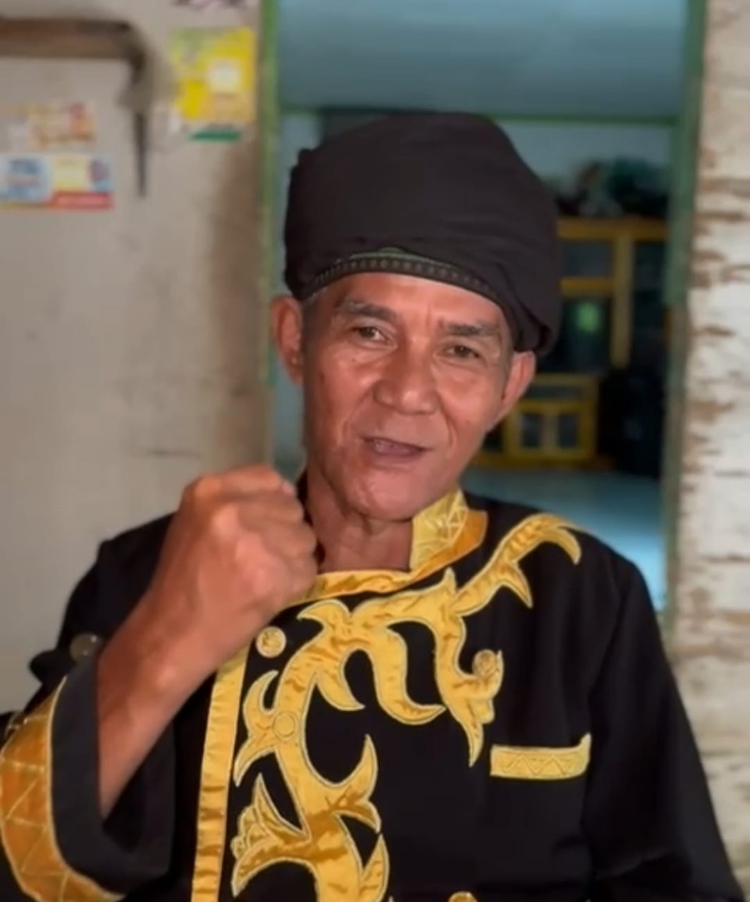 Kepala Adat Paser Balik Kecamatan Sepaku, Sibukdin.