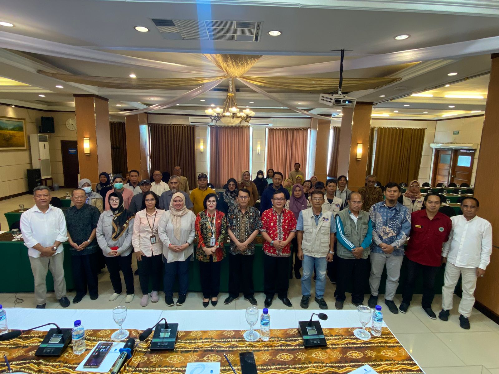 AGAR TAK DICURI: Kepala DP3AKB Balikpapan Heria Prisni (enam kiri) membuka sosialisasi HAKI.