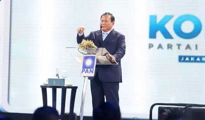 Prabowo dengan lugas menepis isu keretakan tersebut dan menuding ada pihak-pihak yang berusaha mengadu domba dirinya dengan Jokowi, Sabtu (24/8/2024).