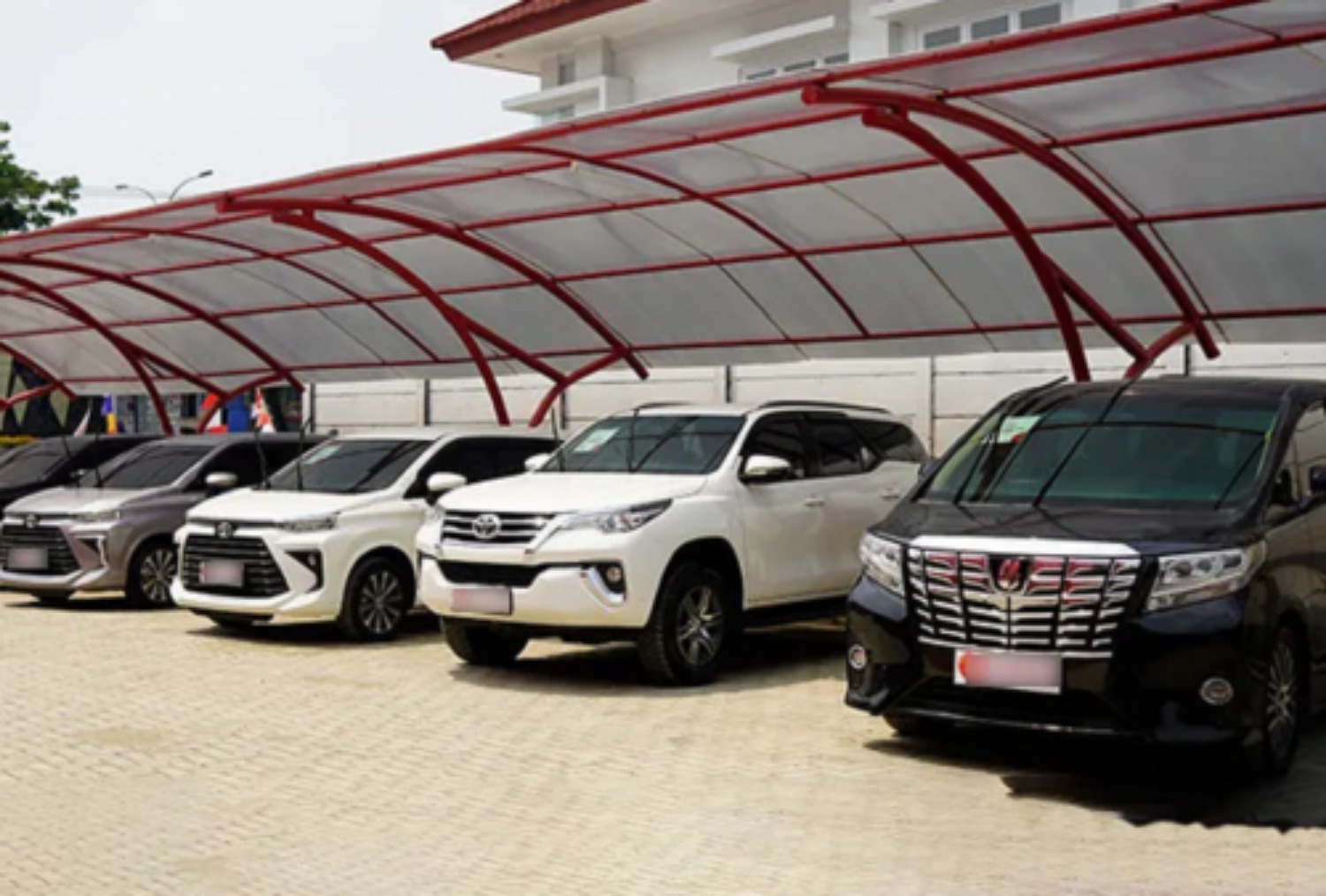LARIS MANIS: Usaha rental mobil tumbuh sejak pembangunan IKN. (Foto: Ist)