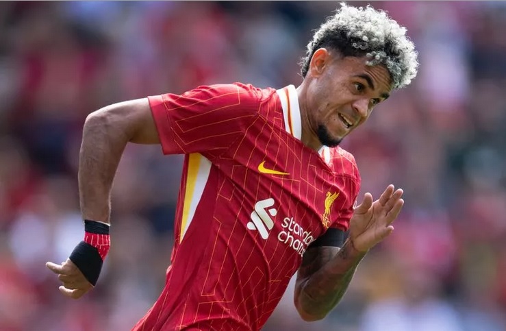 Luis Diaz tampil gemilang dengan mencetak dua gol untuk Liverpool.