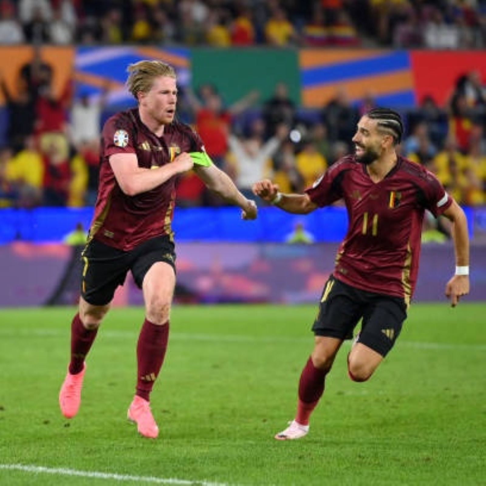 HASIL BELGIA VS ISRAEL: Kevin de Bruyne (kiri) borong 2 gol dalam laga Belgia kontra Israel di UEFA Nations League, Sabtu (7/9/2024), dini hari WIB.
