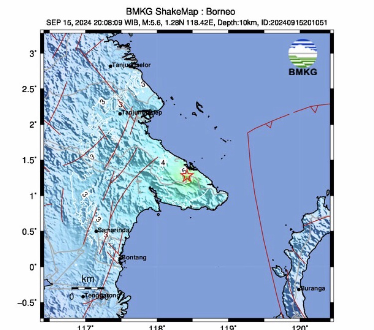 &nbsp; SESAR MANGKALIHAT : Gempa bumi kembali mengguncang Kabupaten Berau pada Minggu (15/9) malam.