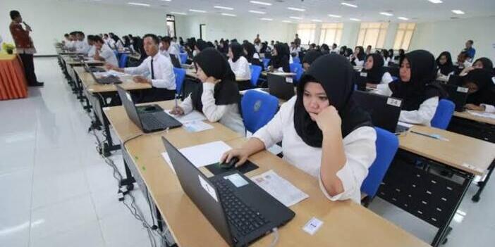 MAJU TAHAP SELANJUTNYA: Sebanyak 2.481 pelamar seleksi CPNS dinyatakan memenuhi syarat verifikasi administrasi.