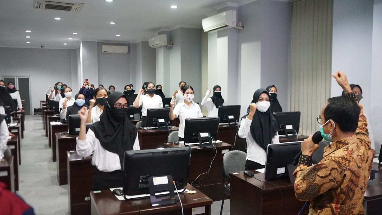 TUNGGU PENGUMUMAN: Pelaksanaan seleksi CPNS di Kaltim pada tahun 2021 lalu. (Foto: Dok)