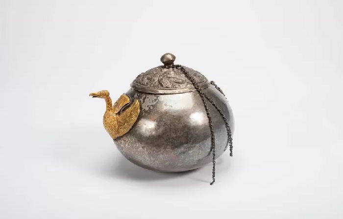 Ceret, benda budaya yang diambil dari Tabanan, Bali pada tahun 1906 setelah serangan militer Belanda.