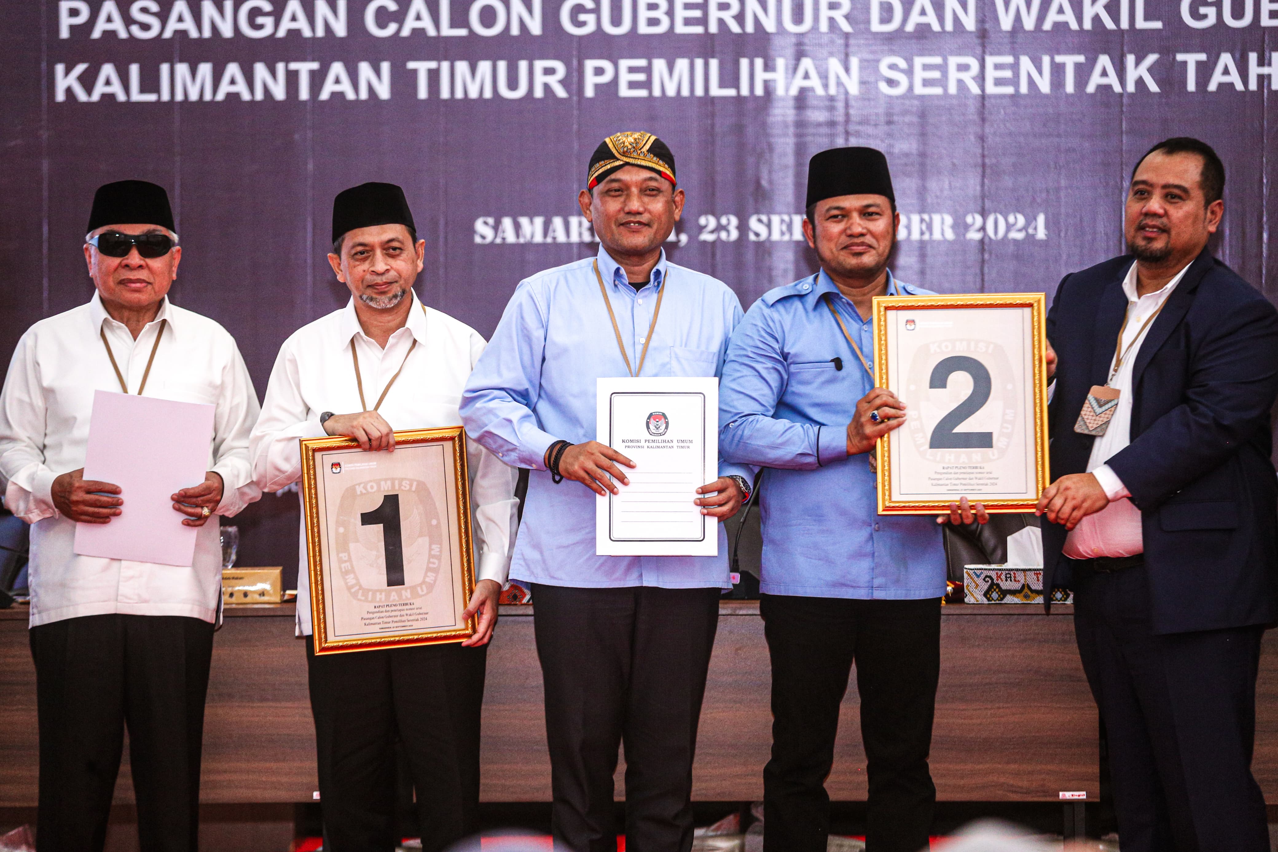 PENGUNDIAN: Dua kandidat Gubernur dan Wakil Gubernur Kaltim Isran Noor-Hadi Mulyadi mendapat nomor urut 1, sementara Rudy Mas