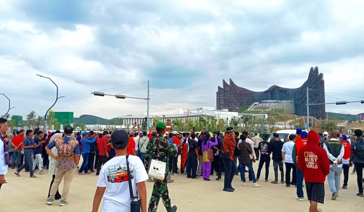 GRATIS: Masyarakat yang ingin melihat Istana Garuda atau pembangunan IKN ini bisa mendaftar di website yang disiapkan Otorita IKN. (FOTO: DOK/KP)